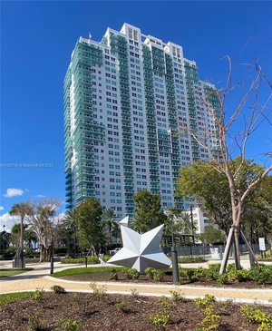 650  West Ave   2009