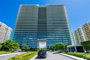 10203 Collins Ave 302