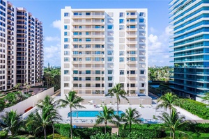 10185 Collins Ave 1204